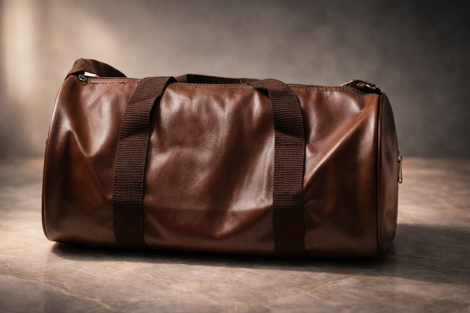 Uniqueonn LuxeCarry Premium Saddle Brown Leather-Finish 20-Liter Duffle Bag For Travel, Gym & Daily Essentials