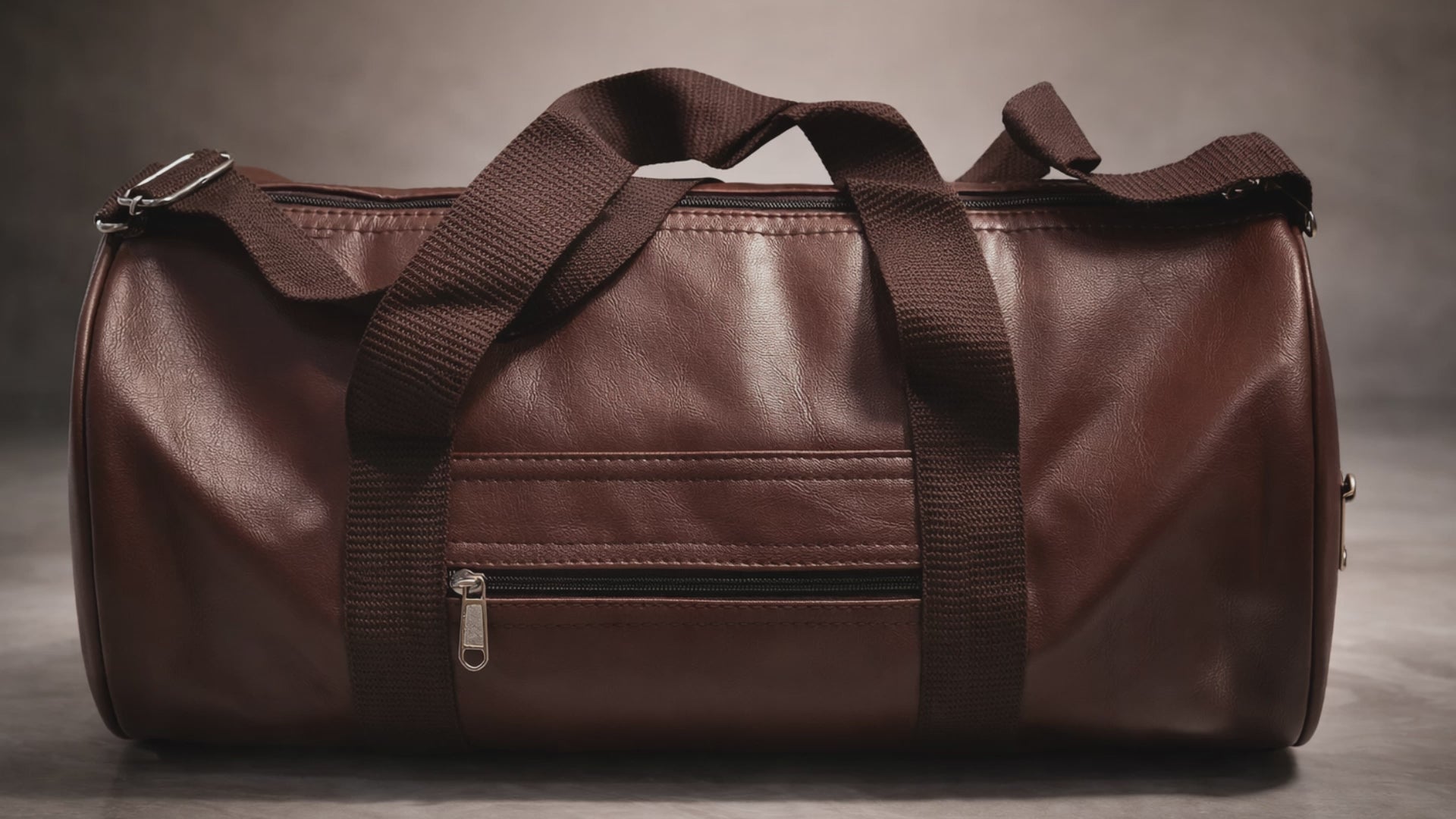 Uniqueonn LuxeCarry Premium Saddle Brown Leather-Finish 20-Liter Duffle Bag For Travel, Gym & Daily Essentials